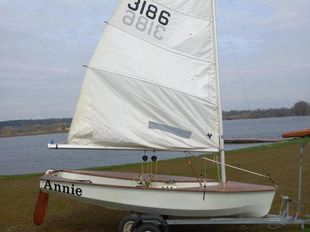 Solo 3186 and road trailer