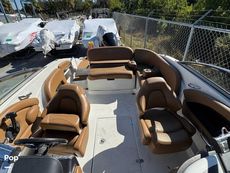 2023 Crownline E235XS