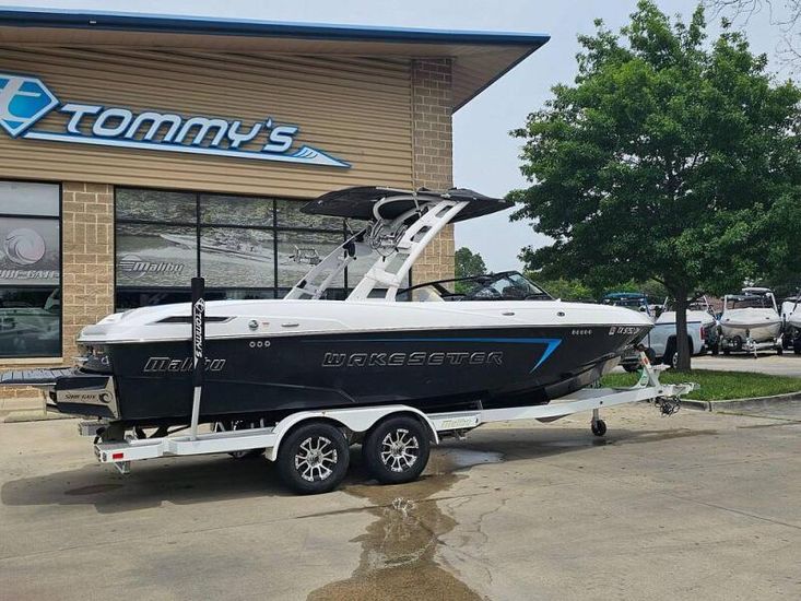 2016 Malibu wakesetter 23 lsv