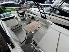 2022 Sea Ray SPX 230