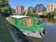 70ft Widebeam with two bedrooms