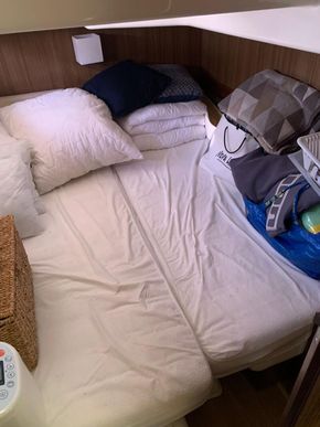 2012 Bavaria Sport 43 Hard Top 32