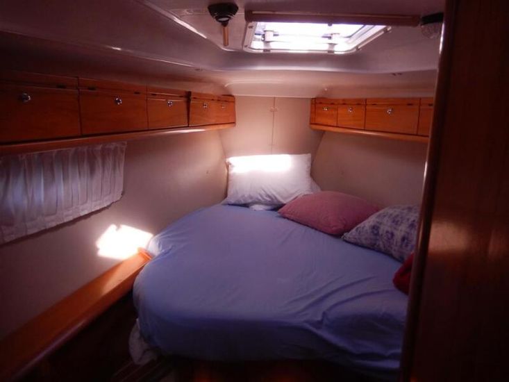 2008 BAVARIA 40 CRUISER