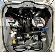 MAXUM 1800 MX BOWRIDER + MERCRUISER 3.0L TKS