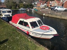 Sovereign 17 Dayboat