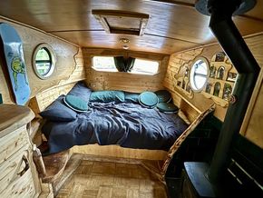 Master bed 