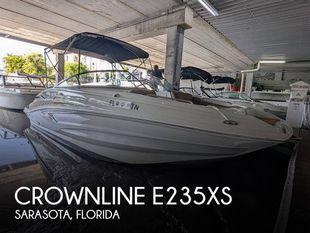 2023 Crownline E235XS