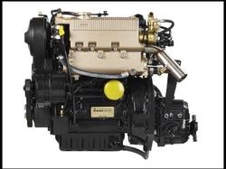 NEW Lombardini LDW1003M 27hp Marine Diesel Engine & Gearbox Package
