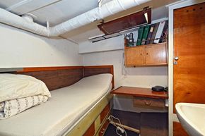 Crew cabin