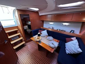 2009 Bavaria 37 Sport Highline 14