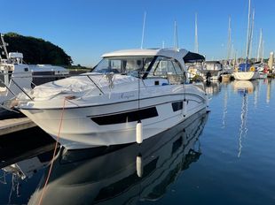 2022 Beneteau Antares 9