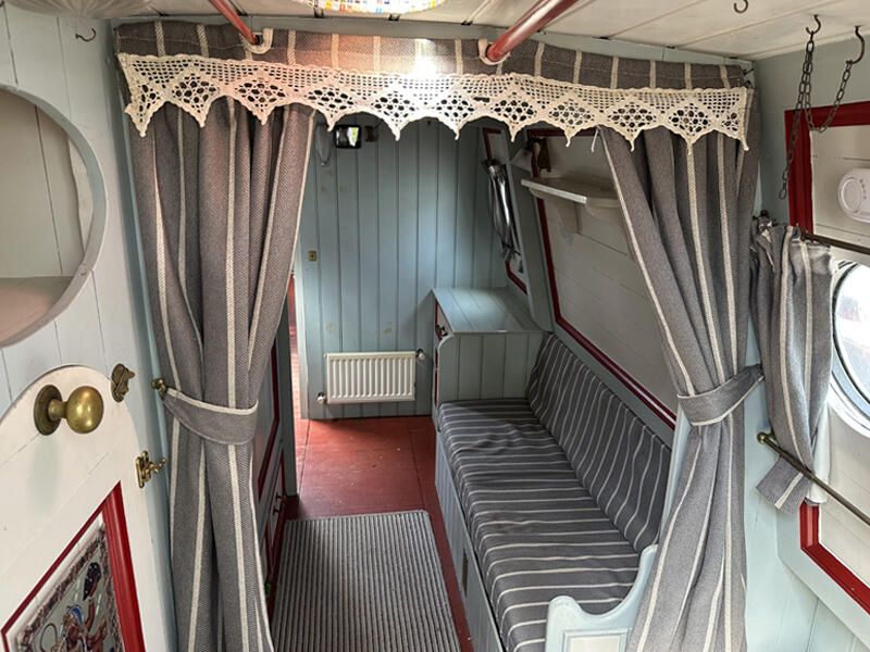 Back Cabin Fwrd 1