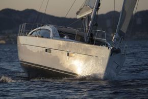 Manufacturer Provided Image: Wauquiez Pilot Saloon 48