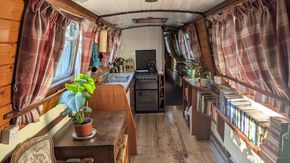 Spacious kitchen as all the units are on one side