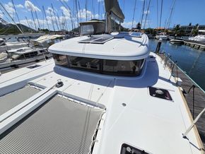 Lagoon 39  - Coachroof/Wheelhouse