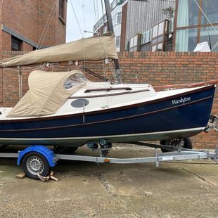 Swallow Yachts Bayraider Expedition