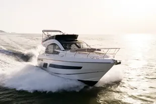 2019 Fairline Squadron 53