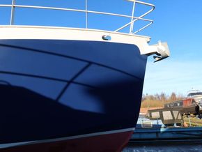 North East Boatbuilders Brad 38  - Bow