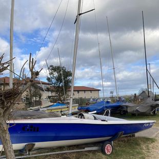 RS400 sail no 475