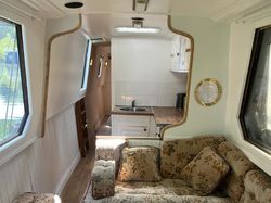 Mooring Brentford 45ft Narrowboat