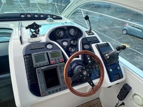 Fairline 34 Targa Helm