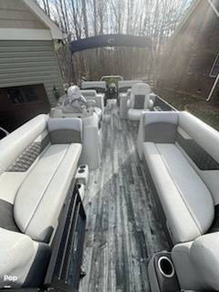 2019 Crest Pontoon Boats 220 slrc
