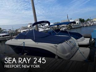 2005 Sea Ray 245 Weekender