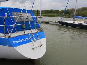 Hood 38 Mk II - Hull Close Up
