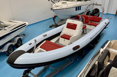 2014 Humber Ocean Pro 8m w/ Suzuki 225HP