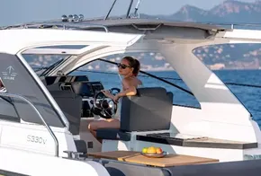 Sealine S335v