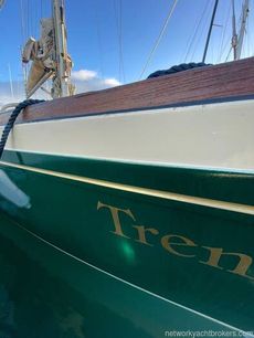 1976 Nicholson 31