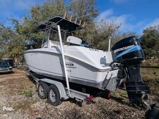 2004 Boston Whaler 240 Outrage
