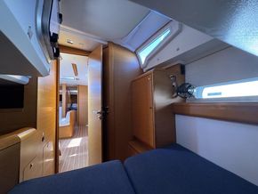 2013 Jeanneau Sun Odyssey 469 37