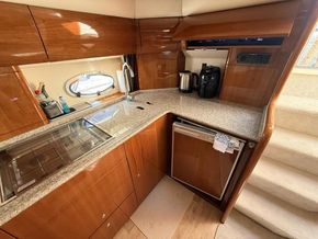 2006 Princess V42 8
