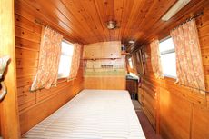 45ft Semi-Traditional stern