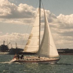 Comfortable fast cruiser.