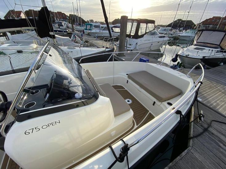2021 Quicksilver  675 Open