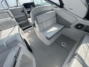 2025 Regal 28 Express - Spring Sale! 5