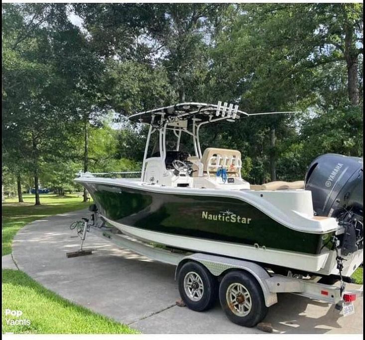 2019 Nautic Star 2602 legacy