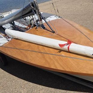 Classic 505 &ndash; sail number 8001