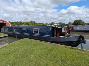 Adventurer / 50' / Cruiser Stern / Reverse Layout