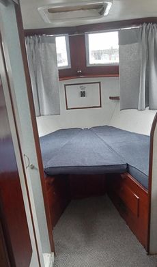 Broom Commander River Cruiser