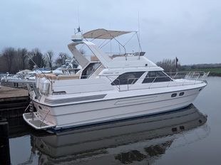 Princess 435
