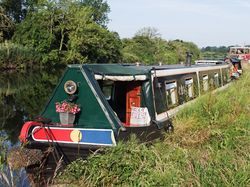 Pretty 58ft trad stern steel narrowboat