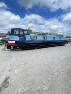 57’ Electric Narrowboat