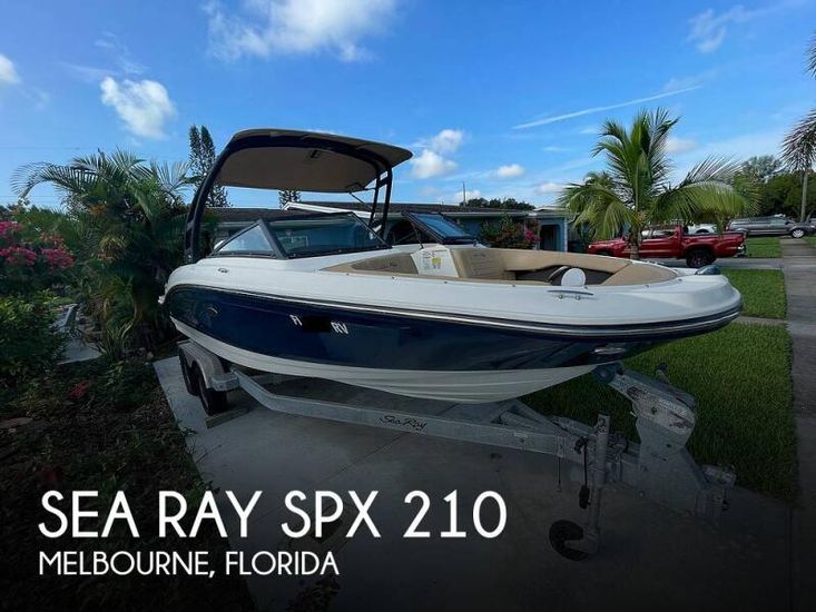 2019 Sea Ray 210 spx