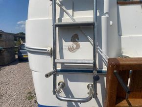 Beneteau Antares 710  - Safety Equipment