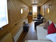 INCEPTION &bull; 60ft 1in, Semi-Trad, 2+3 berths, 2013.