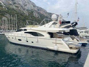 2004 Ferretti 680