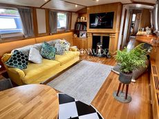 68ft by 12ft Widebeam Cruiser